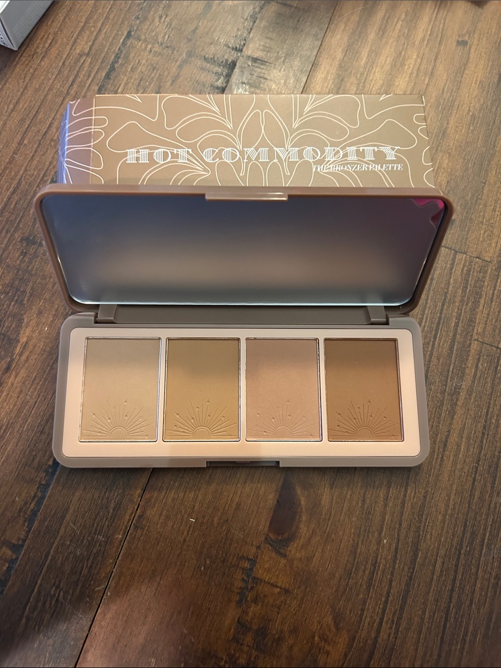 Bronzer & Contour Palette — Warm Brown Shades